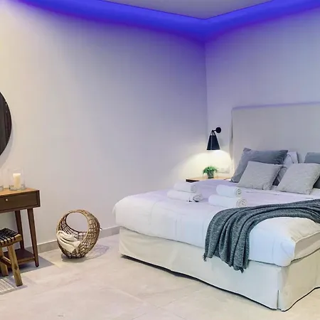 Made Of Blue Luxury Collection * Rethymno (Crete)